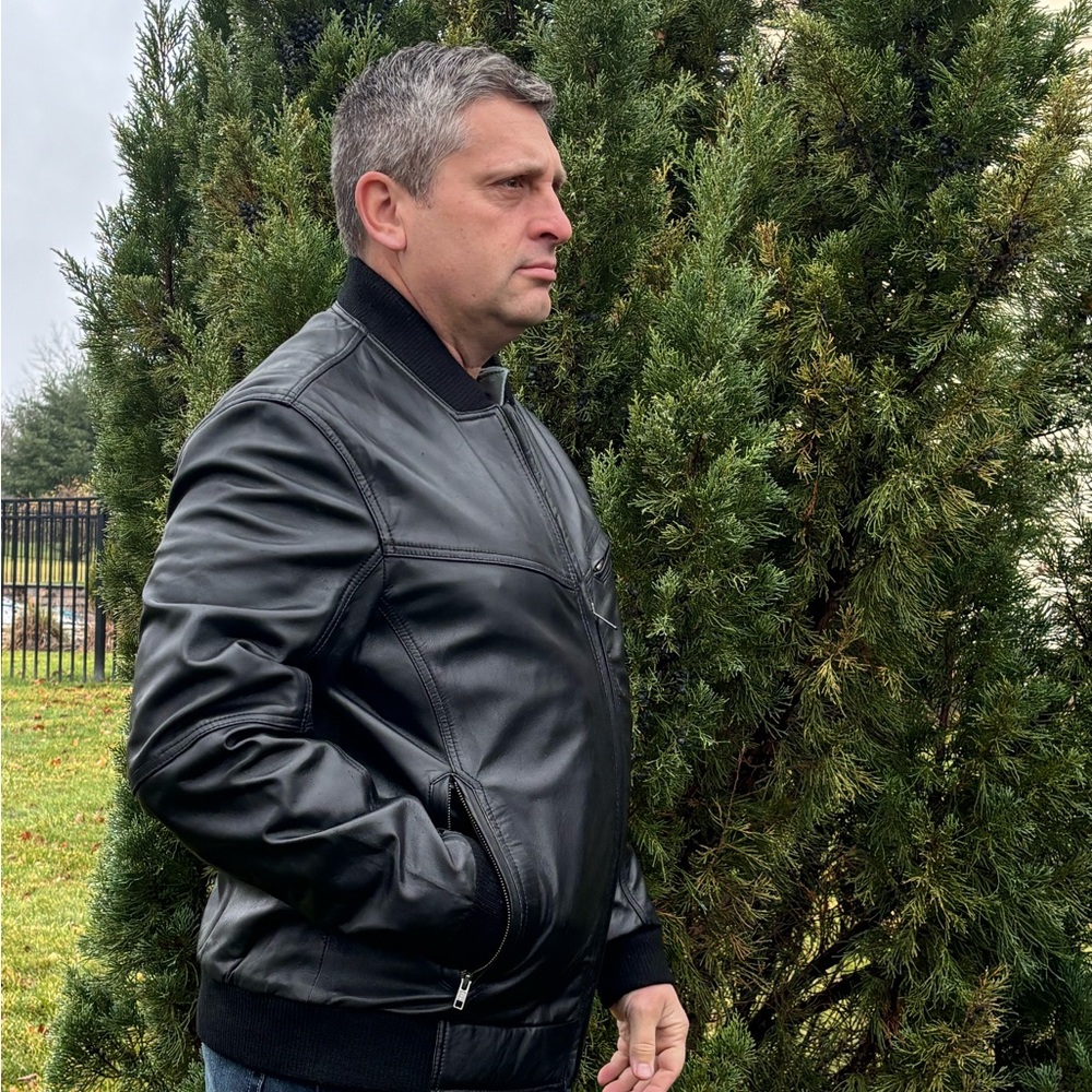 LAST ONE!  Aviator - Men's Fashion Leather Jacket NWT 100% Real Leather